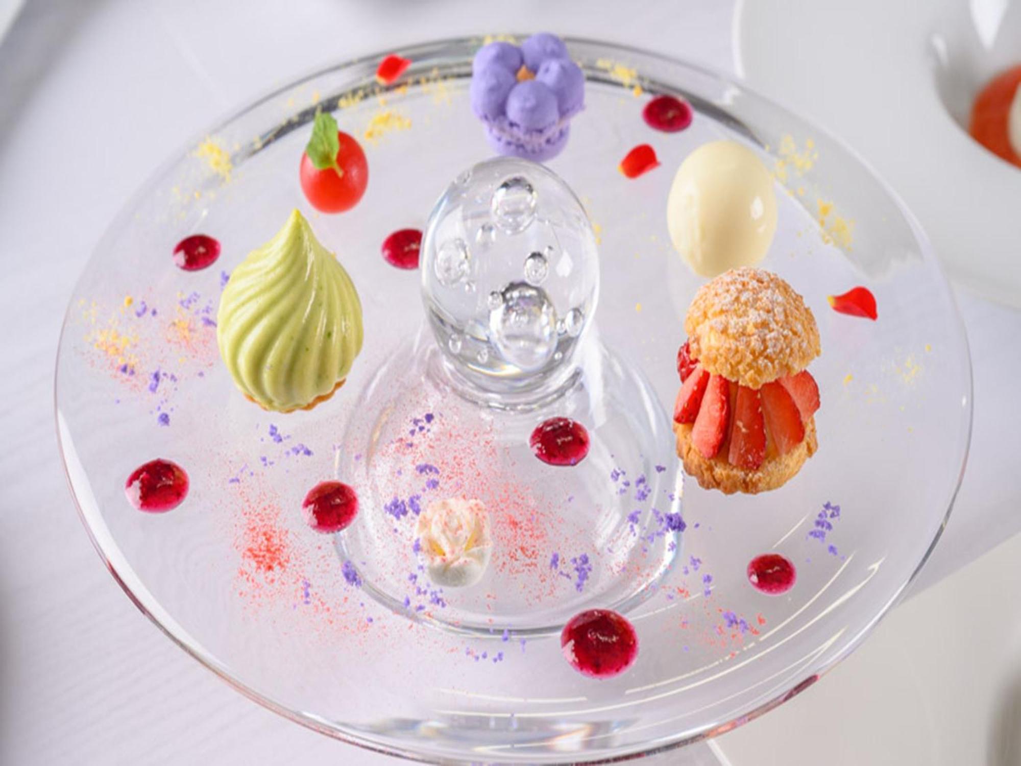 Shin Furano Prince Hotel Exterior photo A dessert